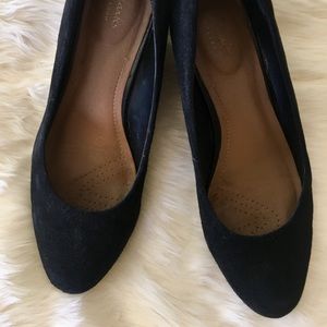 Clarks 1.5 inch wedges.